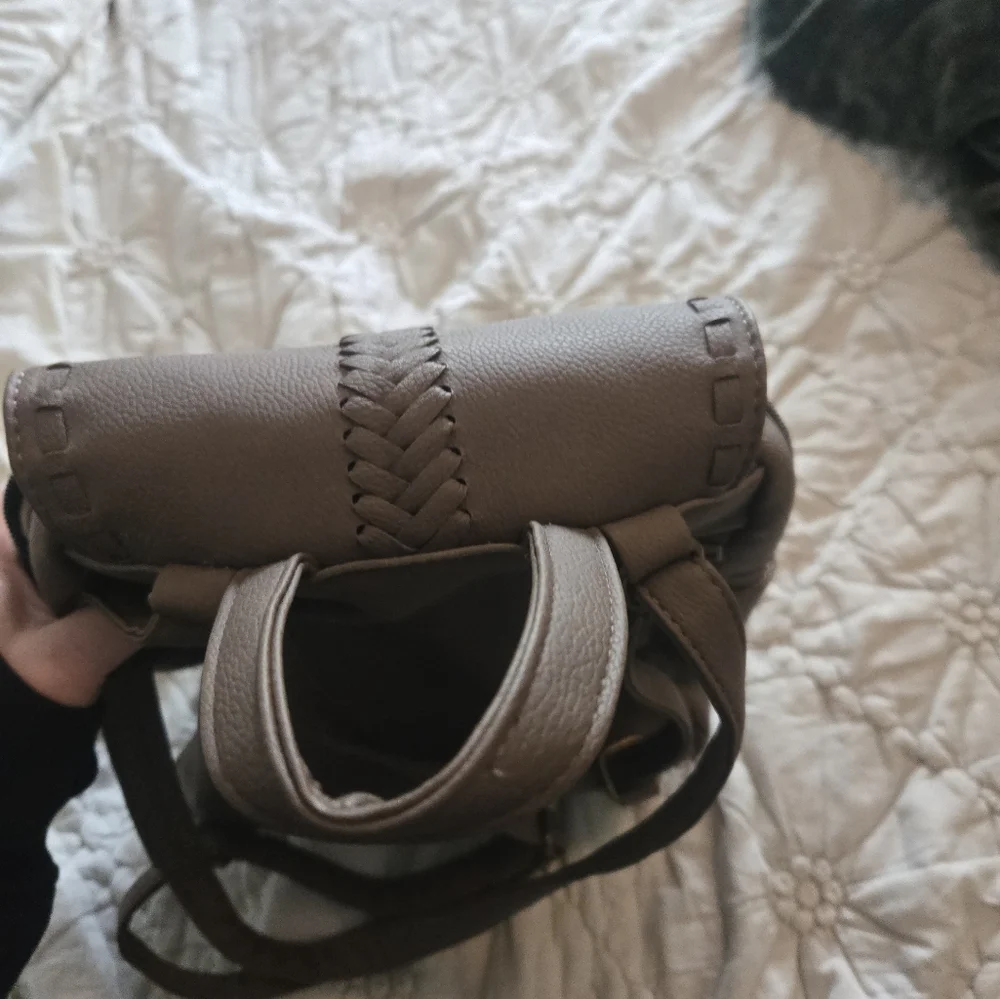 Revive Backpack NWOT - Picture 4 of 6